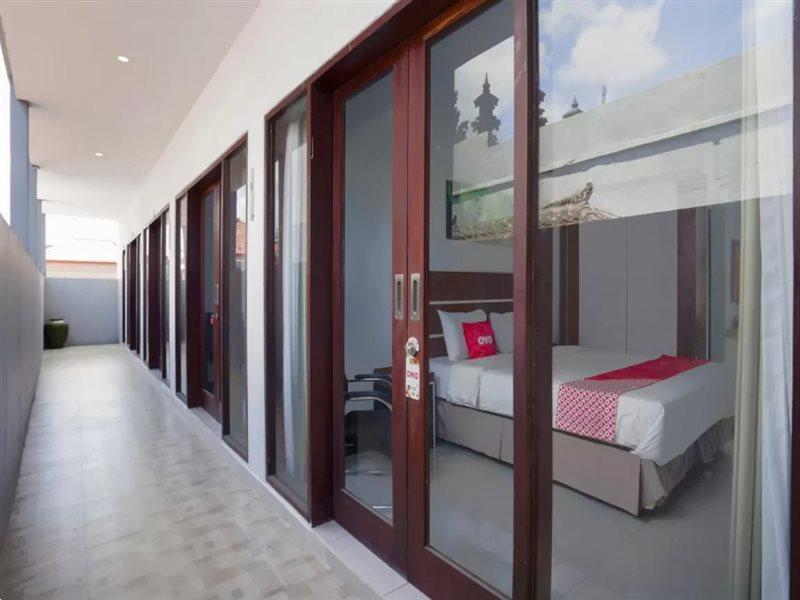 Oyo 3852 Valomia Guest House Denpasar Eksteriør bilde